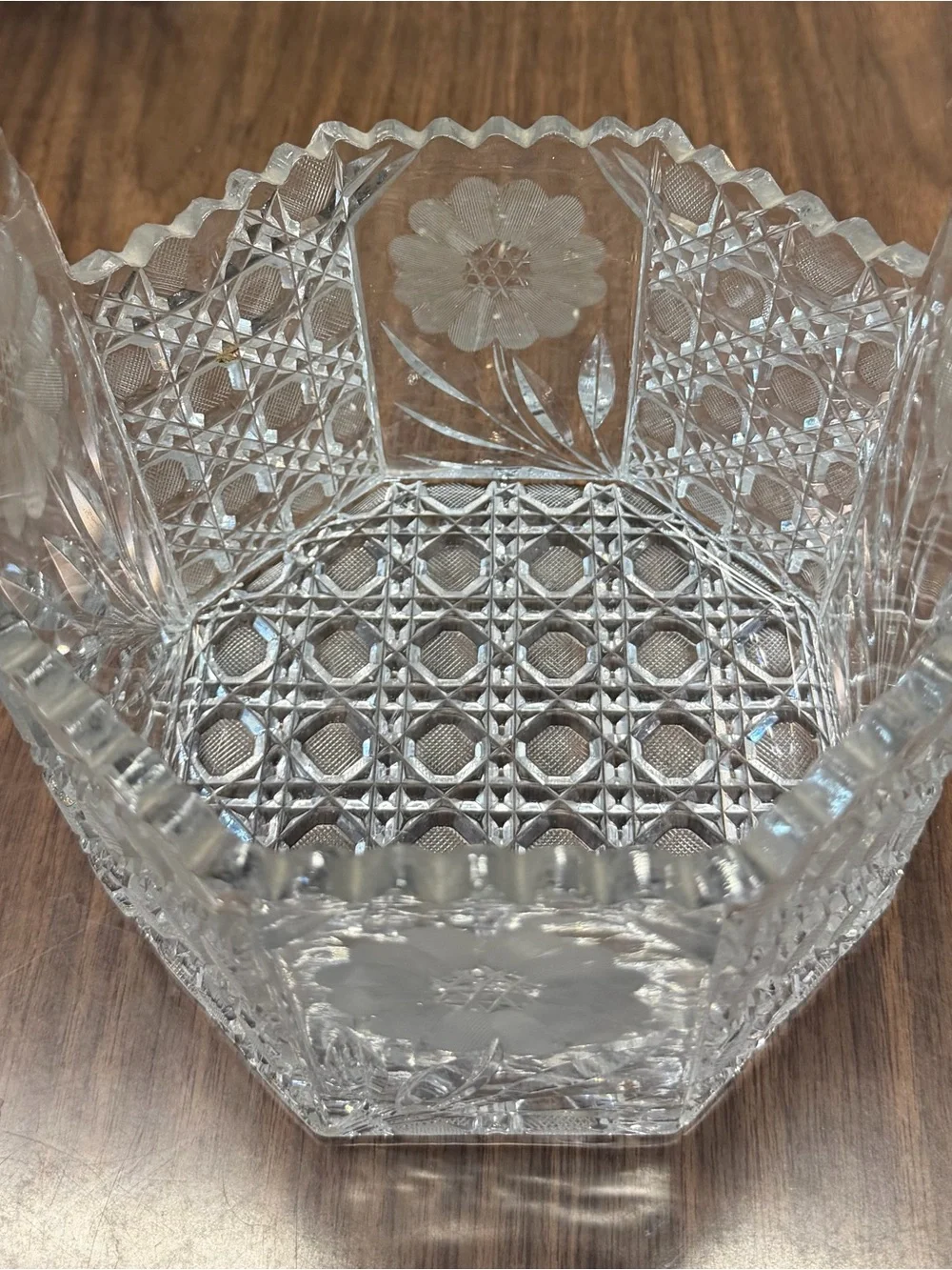 Crystal Vase/ Ice Bucket Heavy Bowl w/Faceted Octogan sides, Matte Decorations
